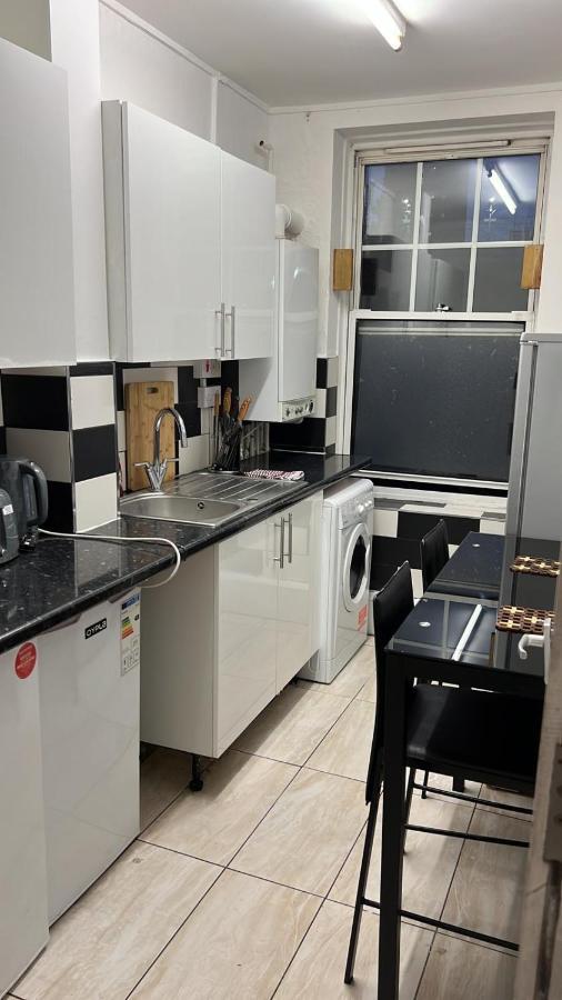 Shadwell Holiday Rooms Лондон Экстерьер фото