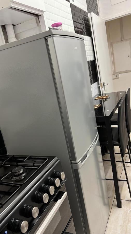 Shadwell Holiday Rooms Лондон Экстерьер фото